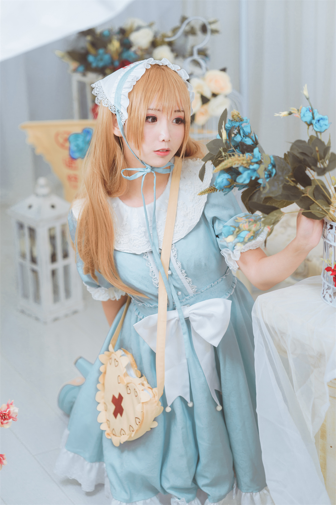 梦幻童话世界，面饼仙儿的《血小板lolita》故事初启