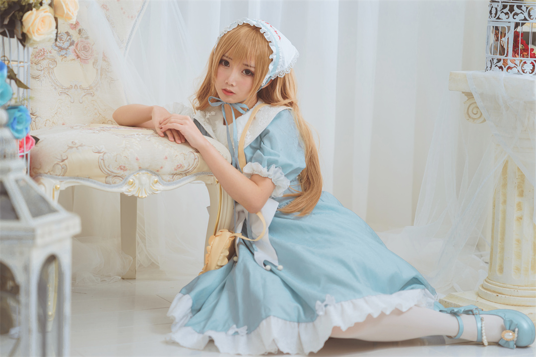 梦幻童话世界，面饼仙儿的《血小板lolita》故事初启