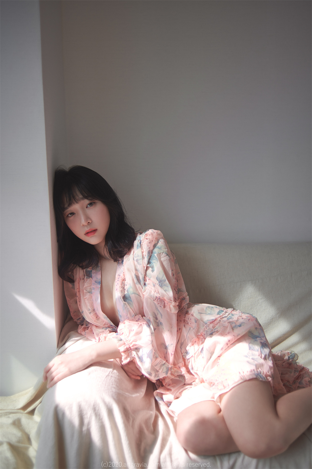 ARTGRAVIA写真系列 NO.11：姜仁卿，现代生活中的淡雅画卷