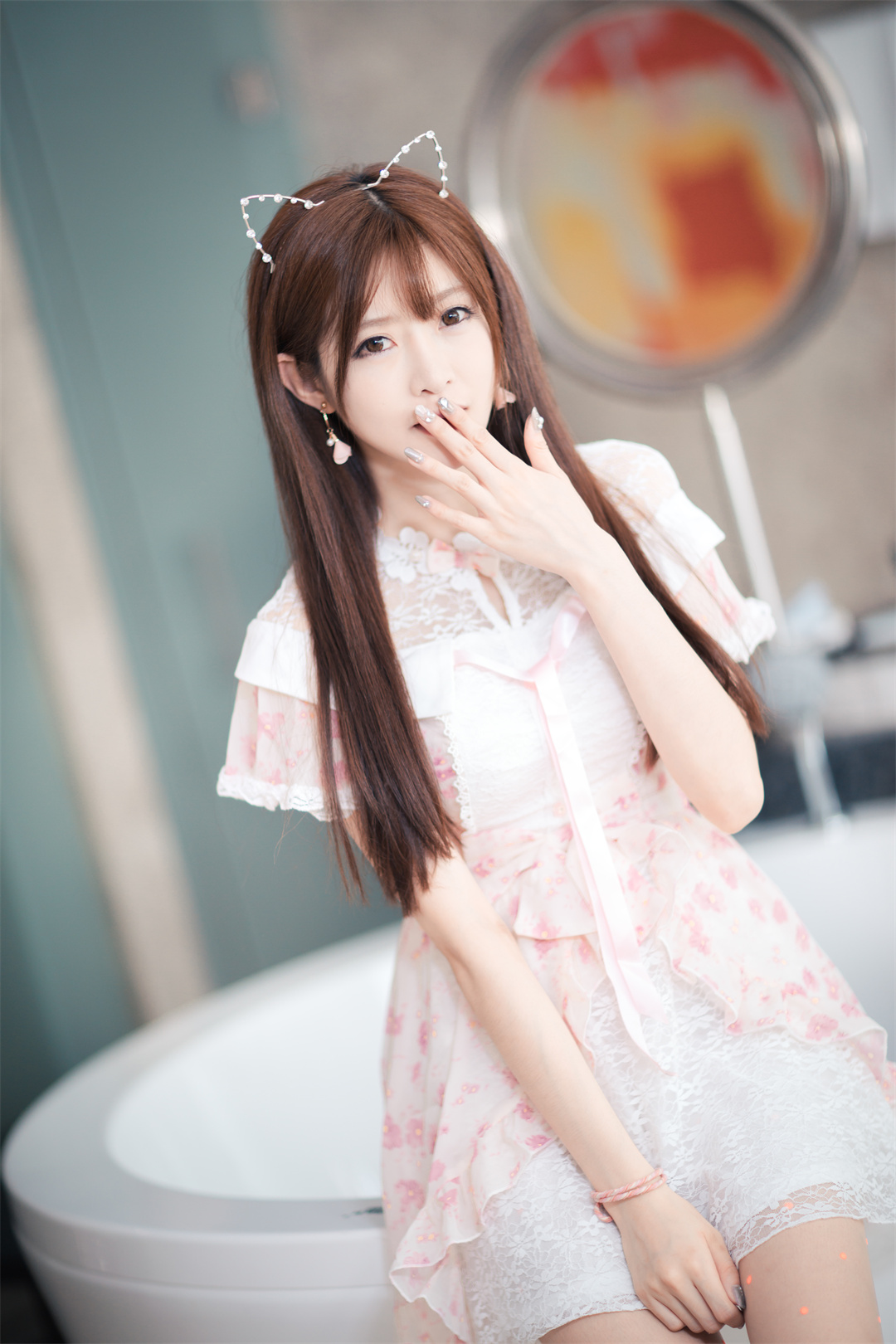 轻梦粉嫩：王羽杉Barbieshy的《粉色连衣裙》散发的清新气息-推图猫