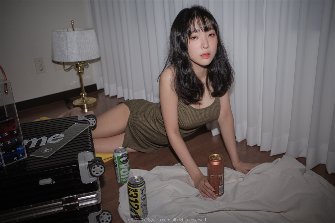 思考游戏中的艺术之美，姜仁卿的ARTGRAVIA写真VOL.190期