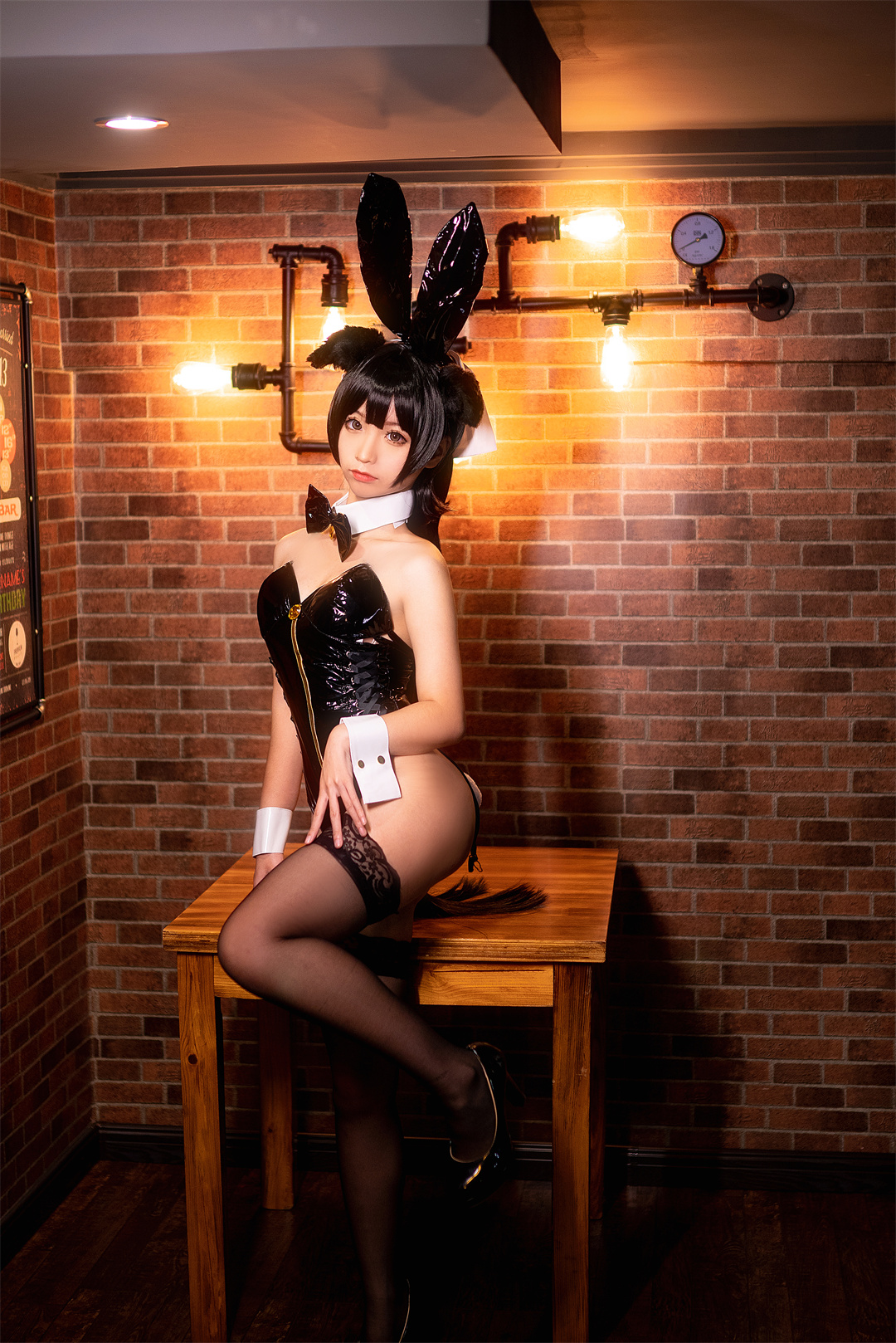 蠢沫沫：NO.014作品高雄兔女郎的夜光传奇