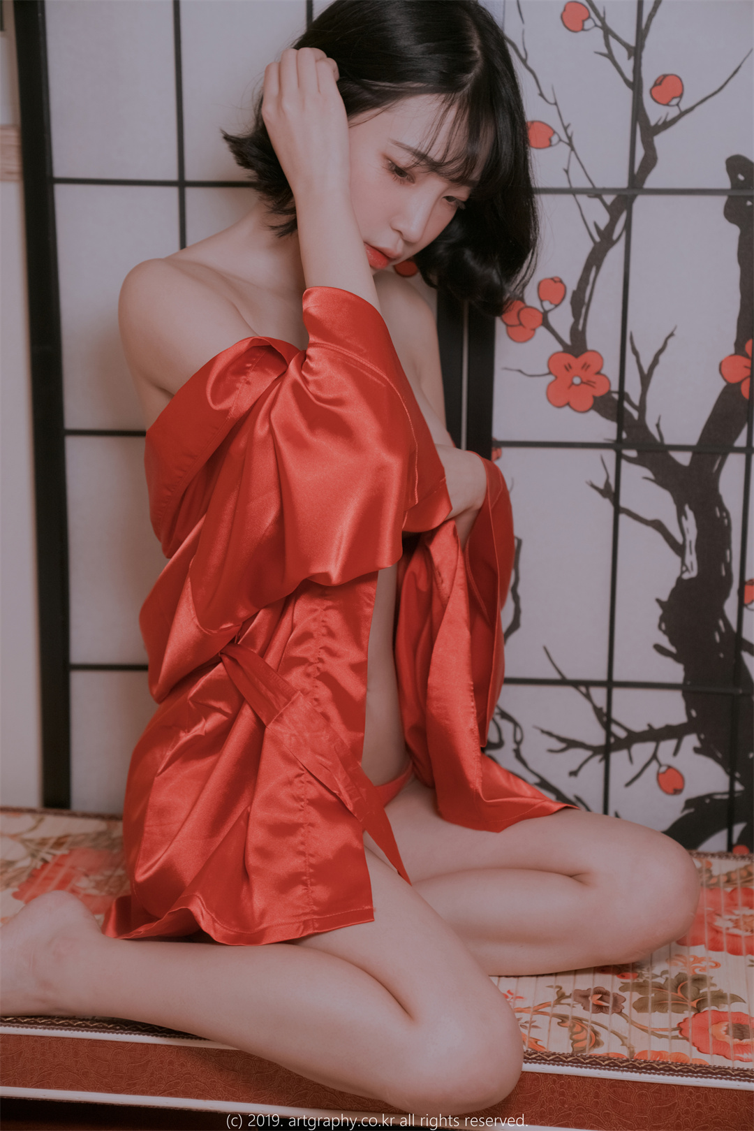 红色之梦：ARTGRAVIA NO.22，姜仁卿的心境绘卷