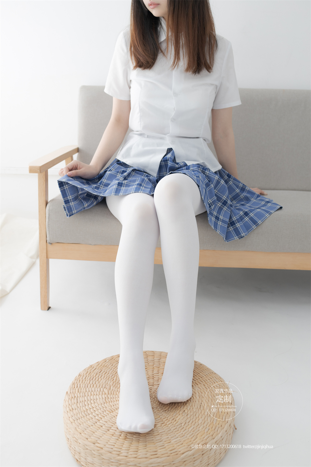 森萝财团：“有料08作品穆”解读：流行财团女孩的现代复古魅力！