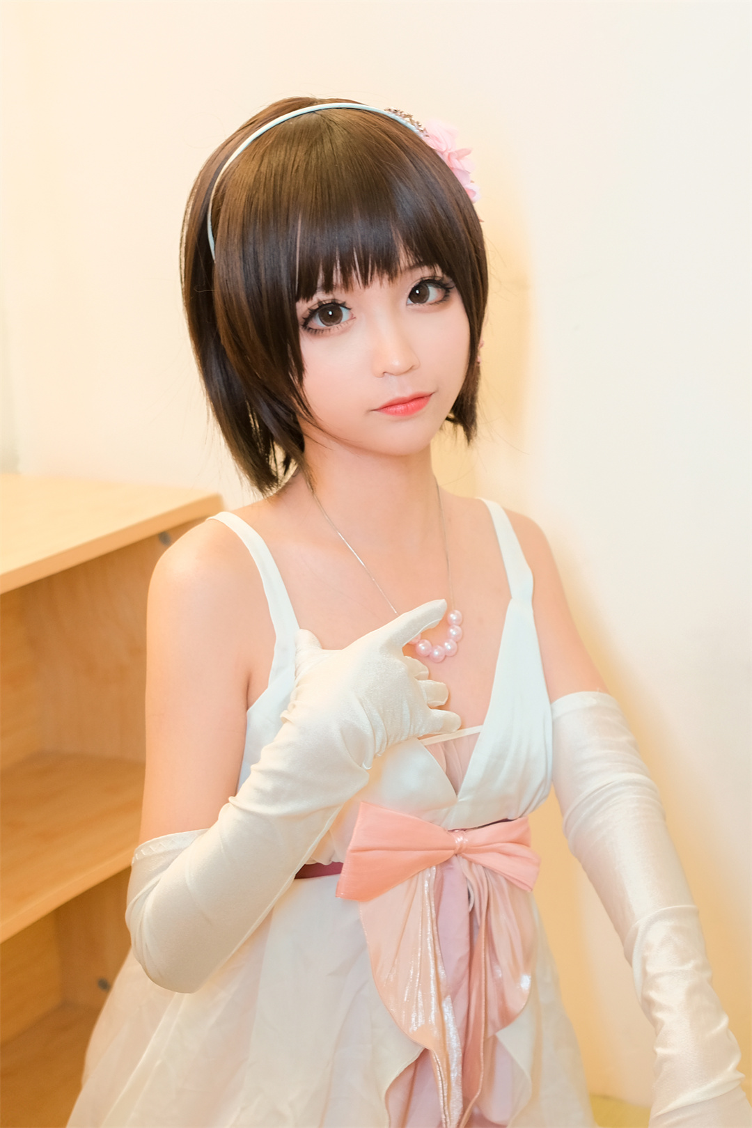 喵式点评 —— 蠢沫沫的NO.017作品《加藤惠礼服》