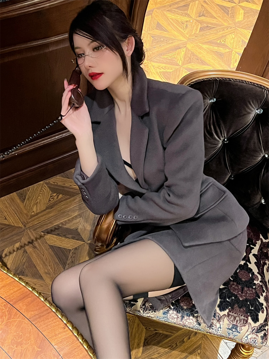 阿朱的奇遇日记：《微密圈》中的非凡探索与发现