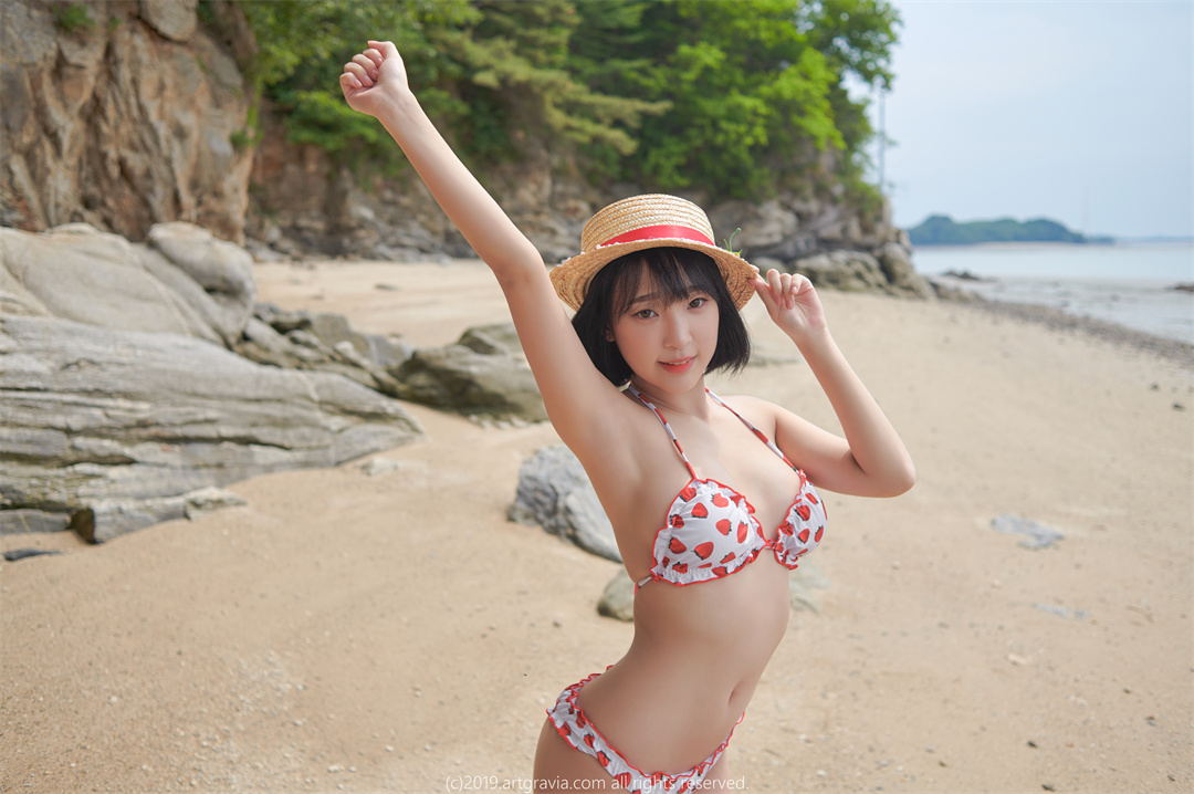 夏日阳光，甜美如画——《ARTGRAVIA》姜仁卿美丽与活力并存-推图猫