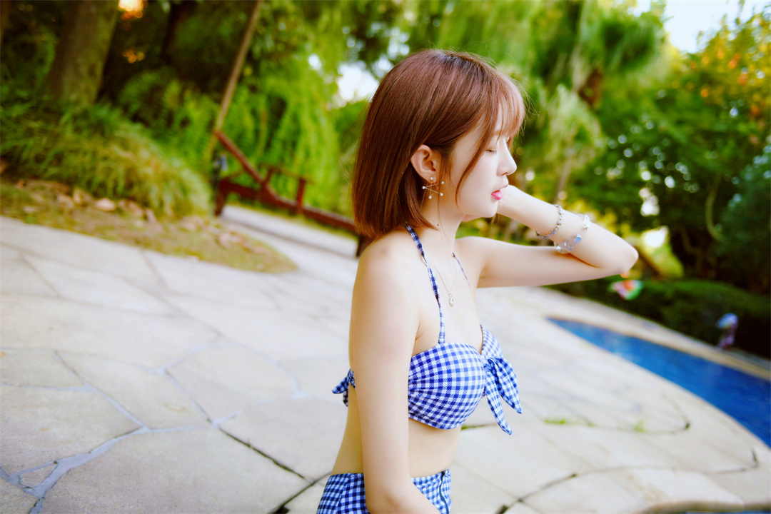 王羽杉清新甜美的泳装魅力美得让人移不开眼